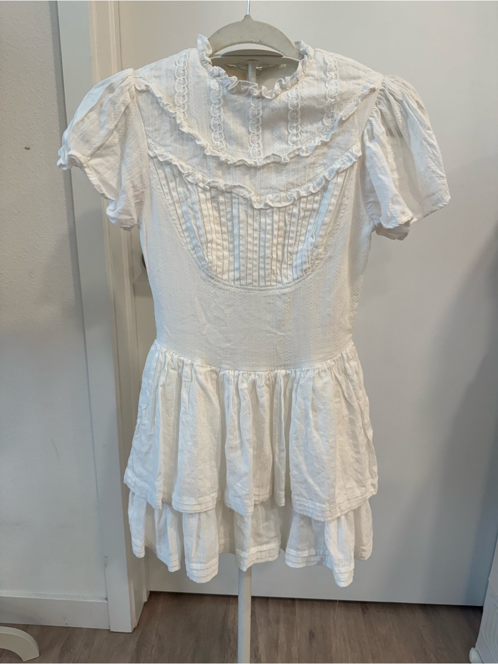 Girls' White Ruffled Tiered Casual Dress